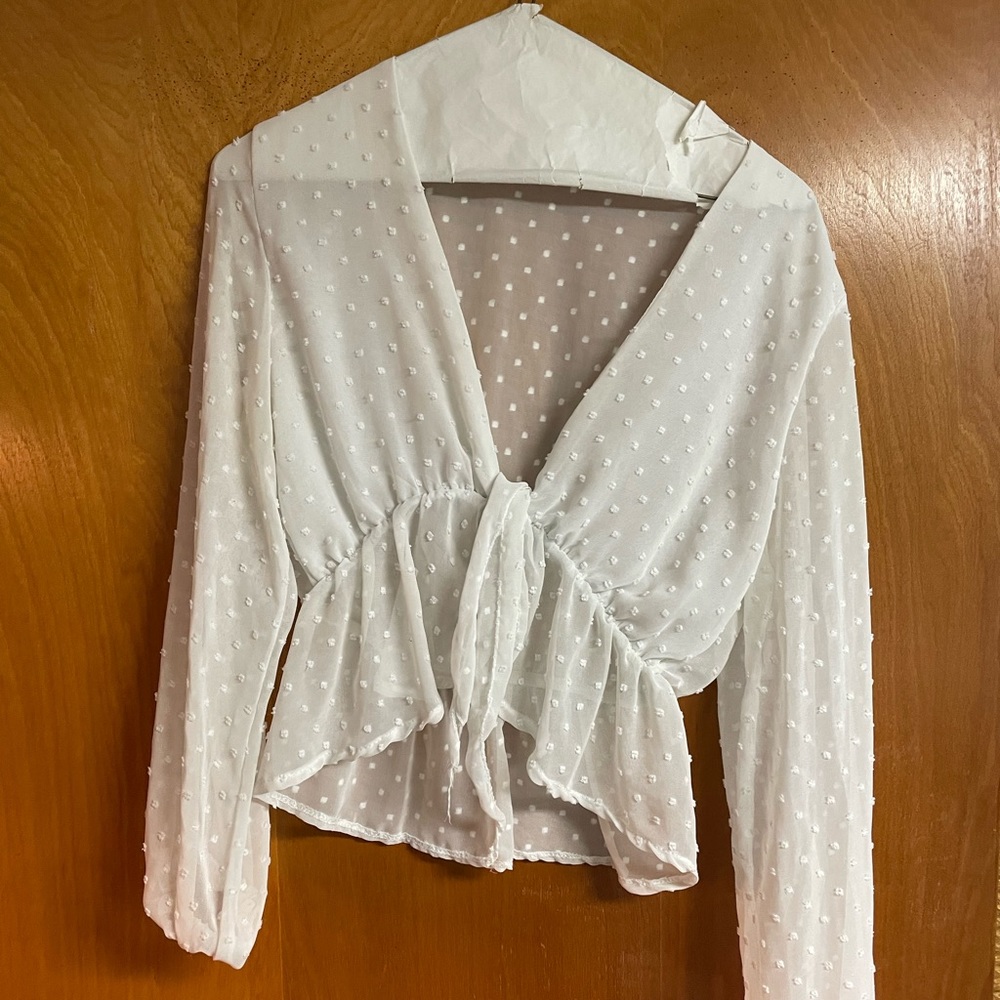 White long sleeve blouse
